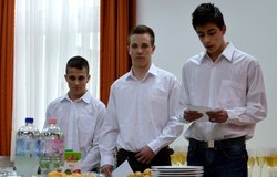 Csiszler Richárd, Talabér Csaba és Palkovics Máté 9.A osztályos tanulók