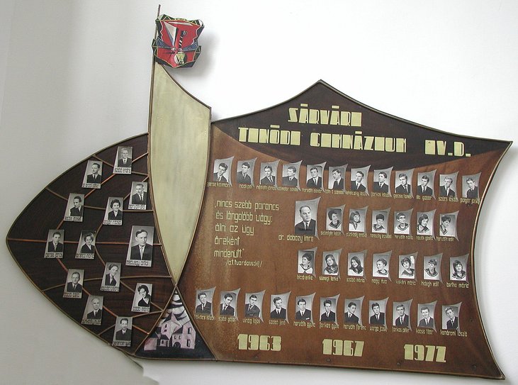 IV.D osztály tablója (1963-1967)