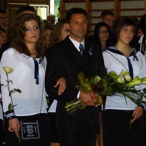 A ballagó 12.B osztály A ballagó 12.B osztály