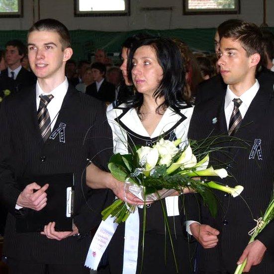 A ballagó 13.A osztály A ballagó 13.A osztály