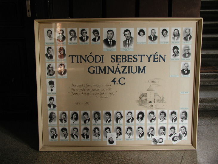 IV.C osztály tablója (1985-1989)