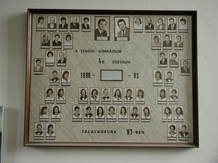 IV.B osztály tablója (1988-1992)