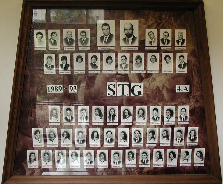 IV.A osztály tablója (1989-1993)