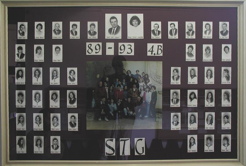 IV.B osztály tablója (1989-1993)