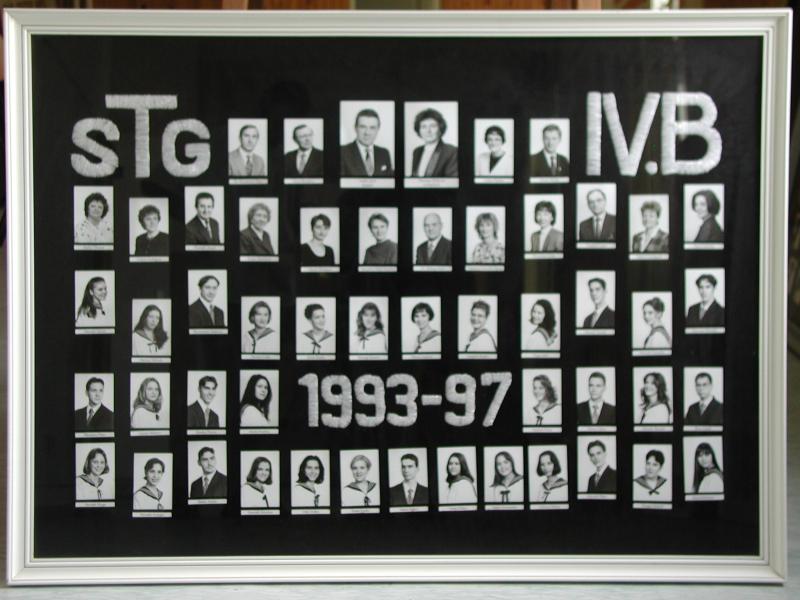 IV.B osztály tablója (1993-1997)