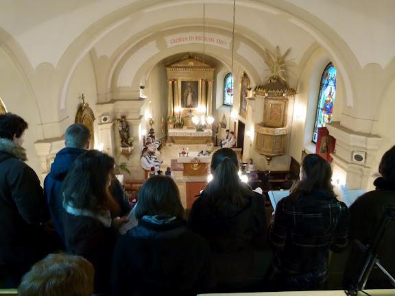 Szentmisén a Szent Miklós templomban