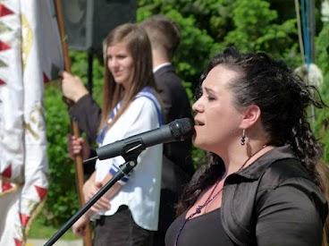 Varga Diána egykori diákunk énekszólója